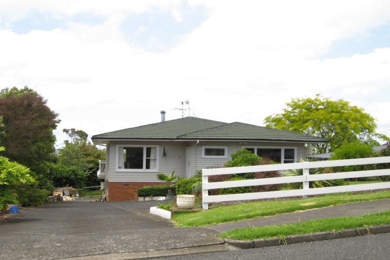 Photo of property in 38 Anzac Road, Pukekohe, 2120