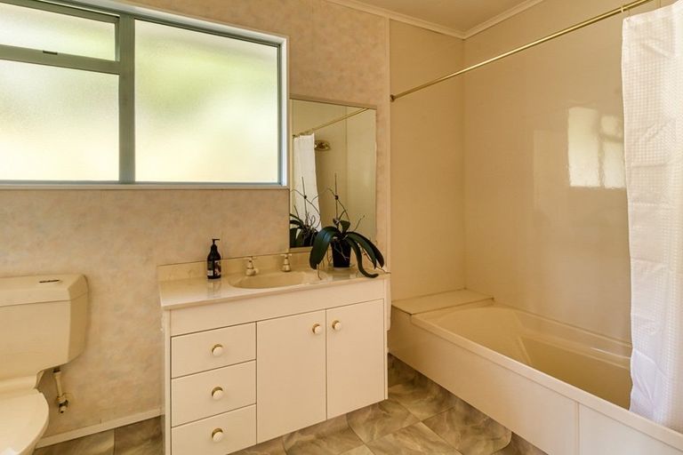 Photo of property in 3/42 Campbell Street, Havelock North, 4130