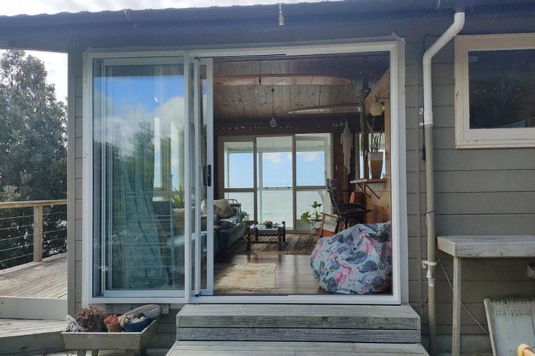 Photo of property in 349 Pukehina Parade, Pukehina, Te Puke, 3189