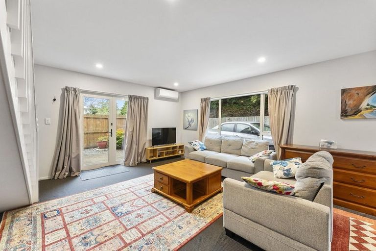 Photo of property in 2/8 Waldie Grove, Avalon, Lower Hutt, 5011