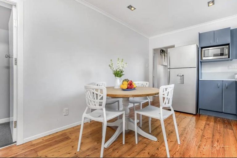 Photo of property in 1/27 Kelvin Road, Papakura, 2110