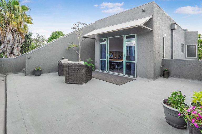 Photo of property in 19 Rostrevor Street, Hamilton Central, Hamilton, 3204