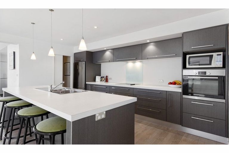 Photo of property in 9 Murfitt Street, Pegasus, 7612