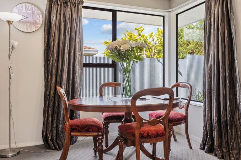 Photo of property in 2/151 Northcote Road, Northcote, Christchurch, 8052