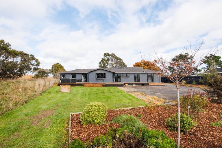 Photo of property in 982a Rongotea Road, Rongotea, Palmerston North, 4476