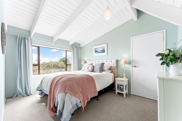 Photo of property in 25 Rangimaarie Crescent, Snells Beach, 0920