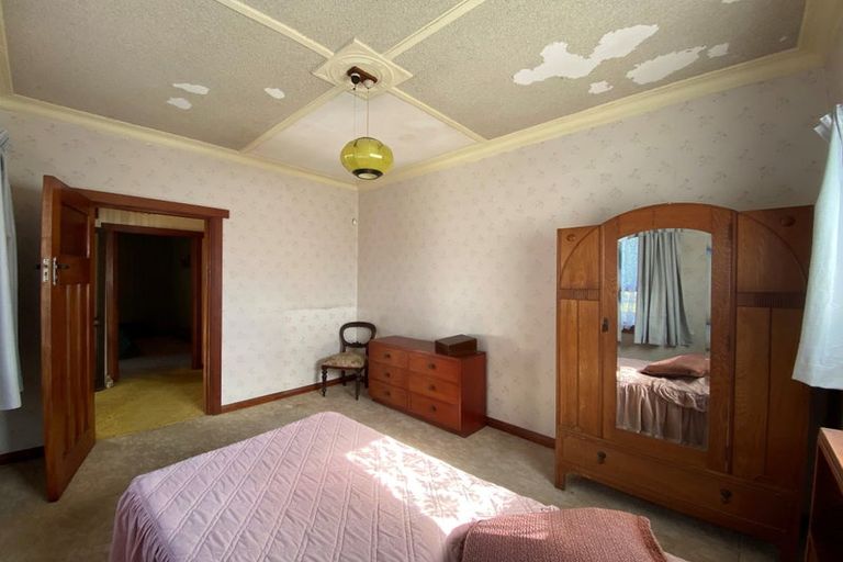 Photo of property in 67 Blake Street, Waitara, 4320