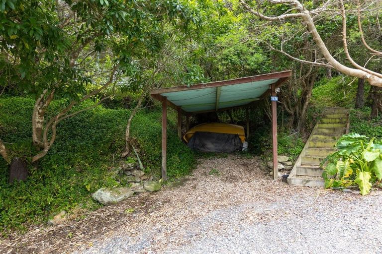Photo of property in 1974 Queen Charlotte Drive, Momorangi Bay, Picton, 7281