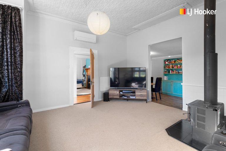 Photo of property in 425 South Road, Caversham, Dunedin, 9012