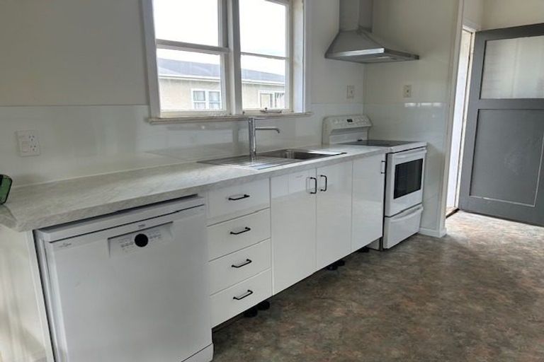 Photo of property in 18 Kitchener Street, Lansdowne, Masterton, 5810