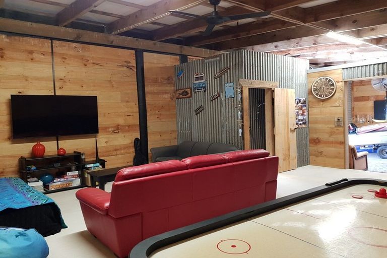 Photo of property in 22 Wharua Road, Oakura, Hikurangi, 0184