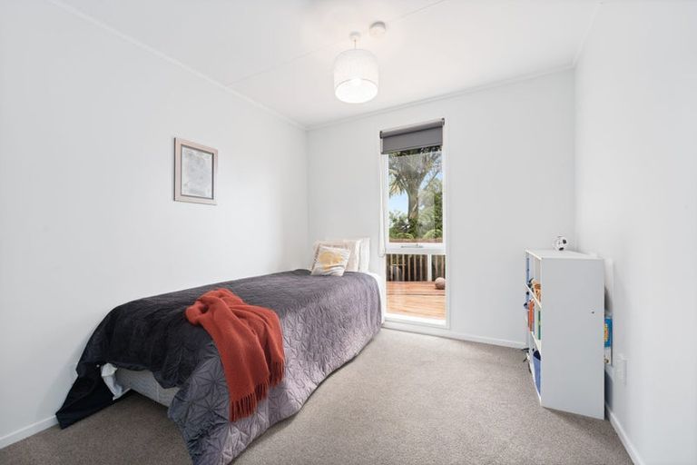 Photo of property in 5 Illana Place, Ranui, Auckland, 0612