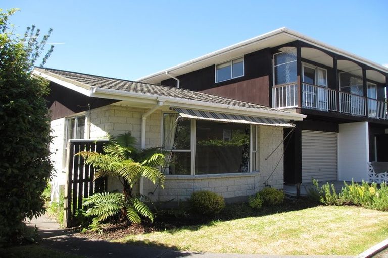 Photo of property in 2/14c Cashmere Road, Cashmere, Christchurch, 8022