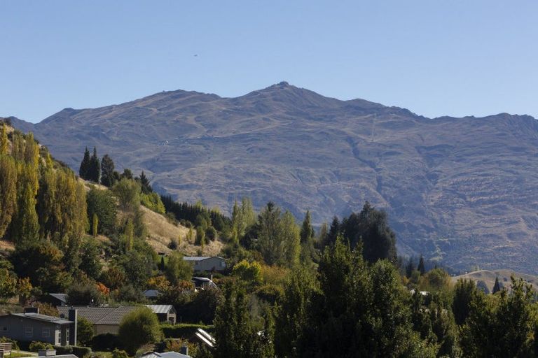 Photo of property in 6 Cockerell Lane, Lower Shotover, Queenstown, 9371