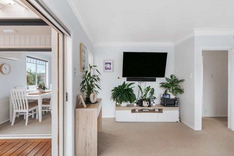 Photo of property in 6 Grantleigh Way, Pyes Pa, Tauranga, 3112