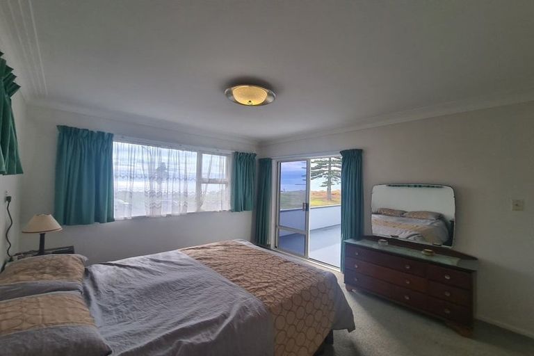 Photo of property in 196 Marine Parade, Mount Maunganui, 3116
