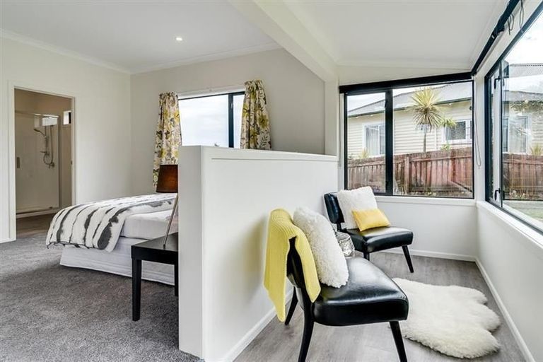 Photo of property in 45 Guys Hill Road, Hospital Hill, Napier, 4110