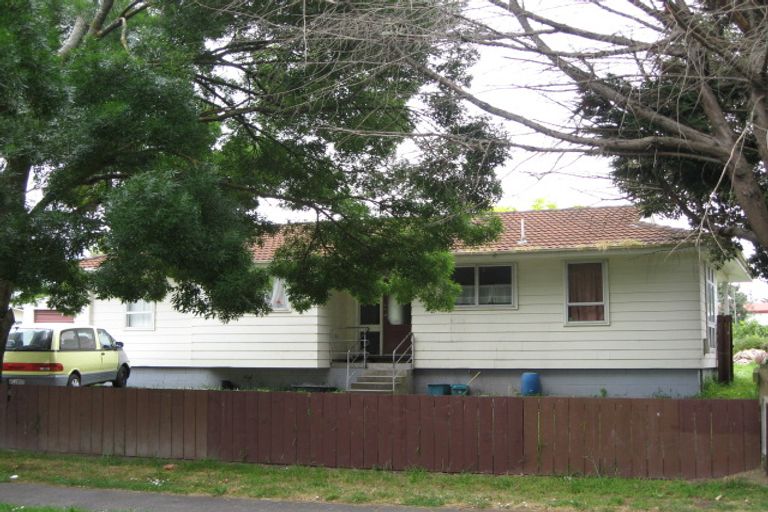 Photo of property in 3 Rountree Place, Conifer Grove, Takanini, 2112