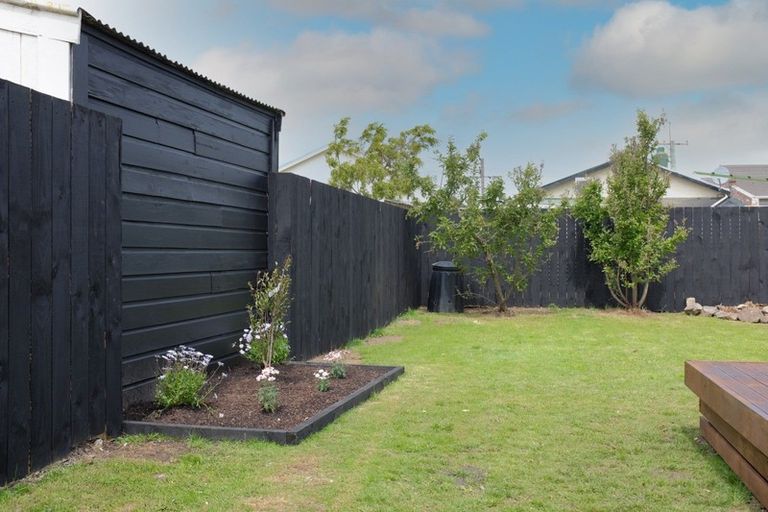 Photo of property in 163 Melbourne Street, South Dunedin, Dunedin, 9012