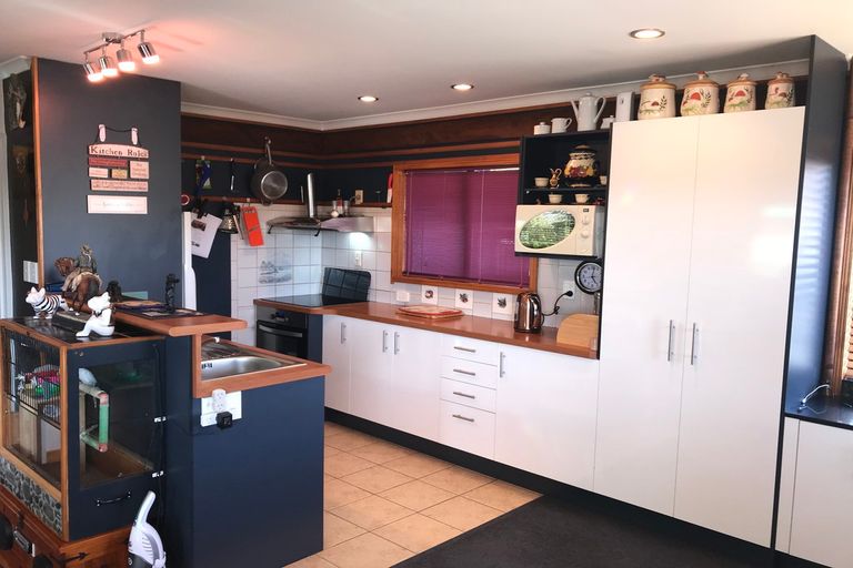 Photo of property in 1/24 Kiddle Drive, Hilltop, Taupo, 3330