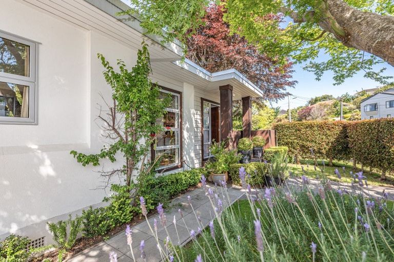 Photo of property in 27 Kent Road, Saint Johns Hill, Whanganui, 4501