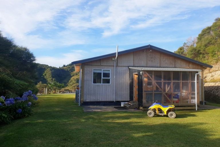 Photo of property in 97 Piko Road, Okoki, Urenui, 4375