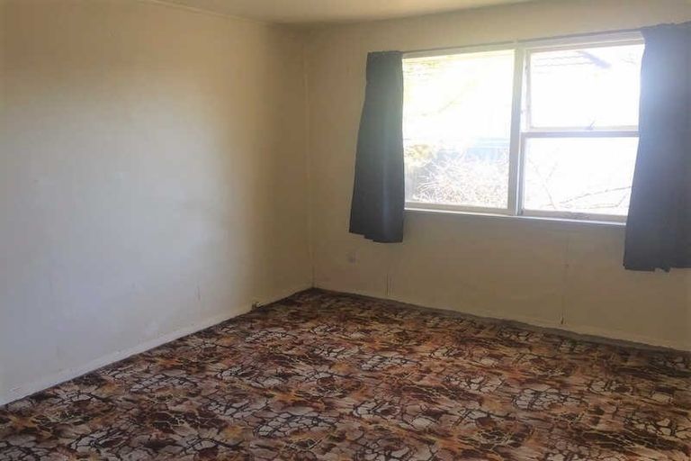 Photo of property in 2/19 Isabella Place, Waltham, Christchurch, 8011