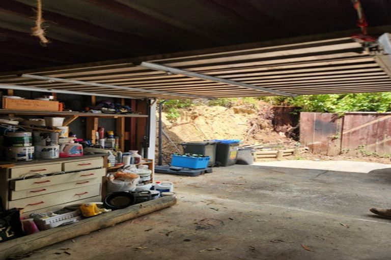 Photo of property in 6a Elmslie Road, Pinehaven, Upper Hutt, 5019