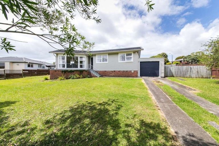 Photo of property in 13 Wycherley Drive, Bucklands Beach, Auckland, 2014