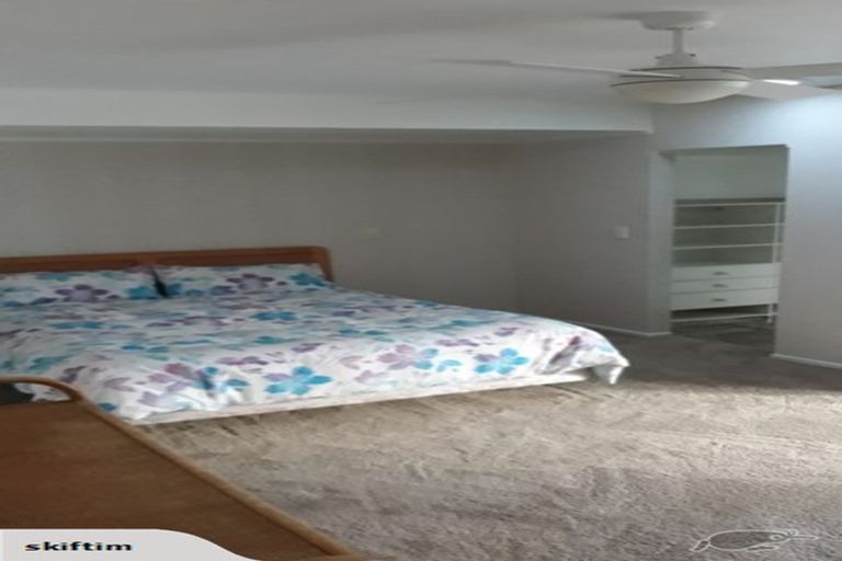 Photo of property in 32 The Circle, Manly, Whangaparaoa, 0930