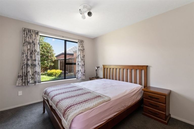 Photo of property in 66 Apsley Drive, Avonhead, Christchurch, 8042