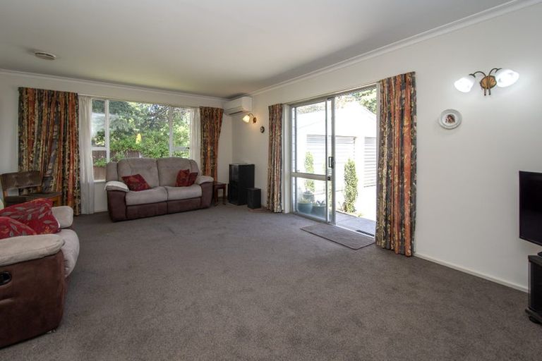 Photo of property in 2/66 Waratah Street, Avondale, Christchurch, 8061