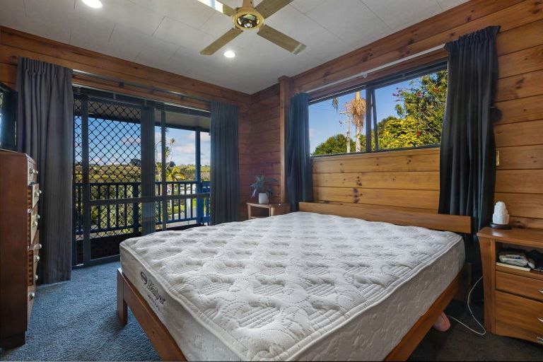 Photo of property in 33 Cable Bay Block Road, Cable Bay, 0420