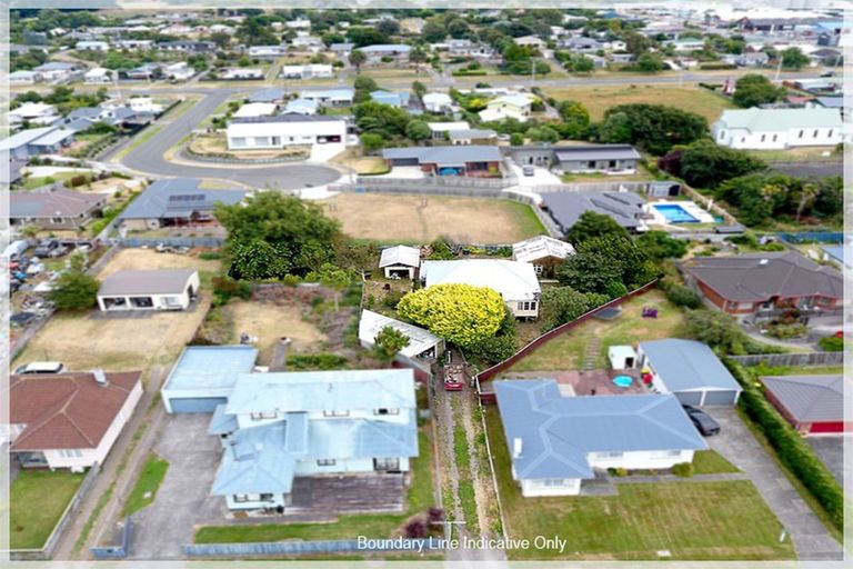 Photo of property in 34 Cook Street, Foxton, 4814