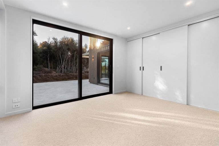 Photo of property in 10 Goldie Lane, Albert Town, Wanaka, 9305