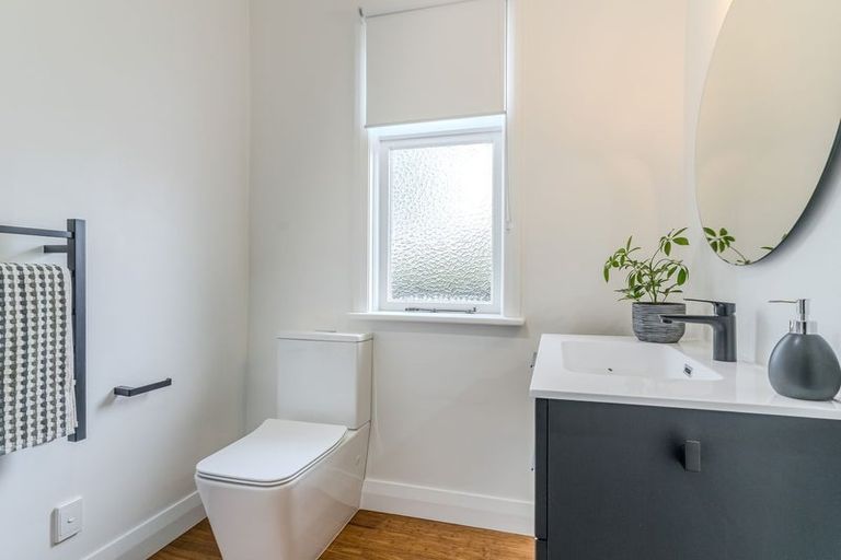 Photo of property in 182 Pine Hill Road, Dalmore, Dunedin, 9010