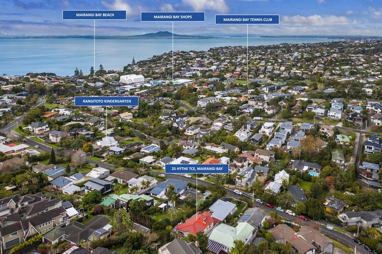 Photo of property in 1/25 Hythe Terrace, Mairangi Bay, Auckland, 0630