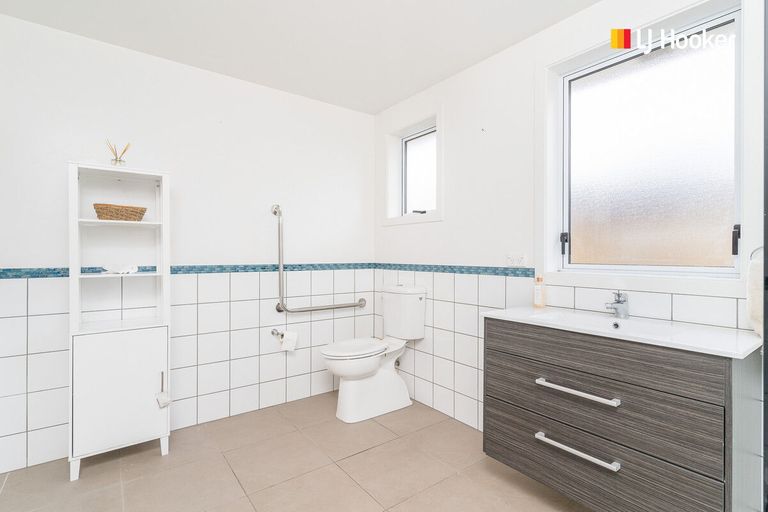 Photo of property in 12a Kennedy Street, Saint Clair, Dunedin, 9012