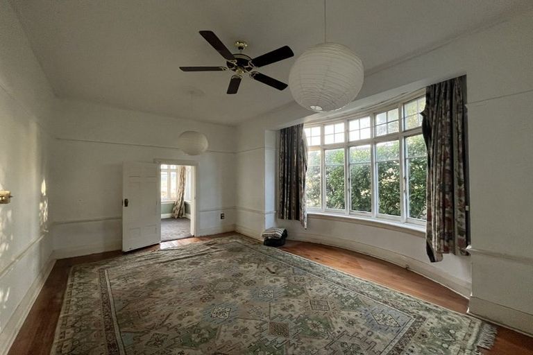 Photo of property in 323 Stuart Street, Dunedin Central, Dunedin, 9016