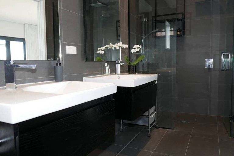 Photo of property in 1 Rostrevor Place, Mairehau, Christchurch, 8052