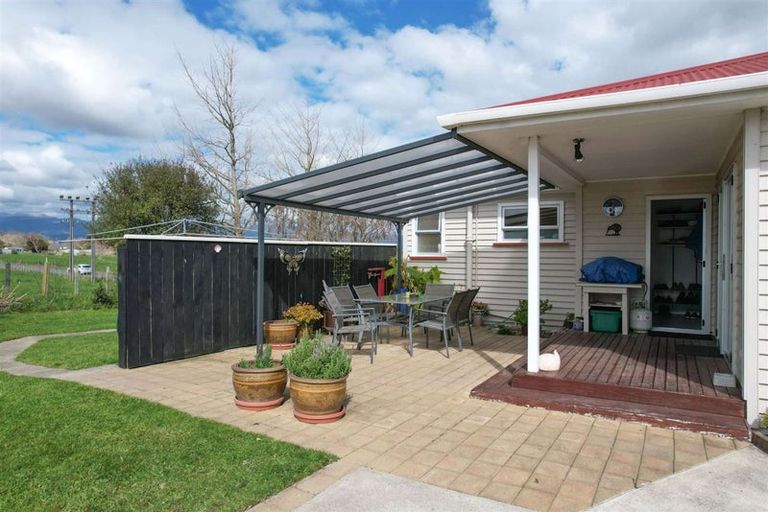 Photo of property in 286 Kawiu Road, Levin, 5510