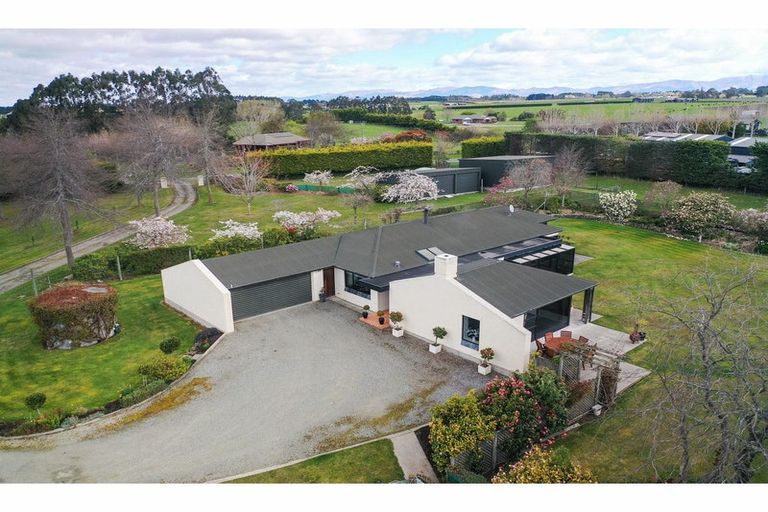 Photo of property in 172 Claremont Road, Otipua Creek, Timaru, 7974