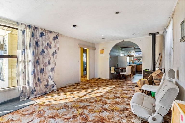 Photo of property in 34 Sullivan Avenue, Mangere Bridge, Auckland, 2022