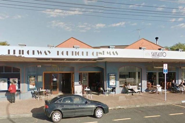 Photo of property in 14a Glade Place, Birkenhead, Auckland, 0626