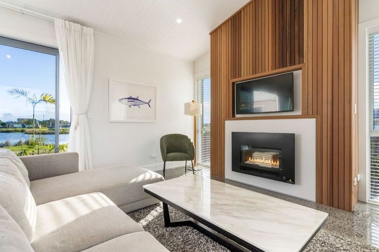 Photo of property in 218 Hamiora Street, Matarangi, 3592