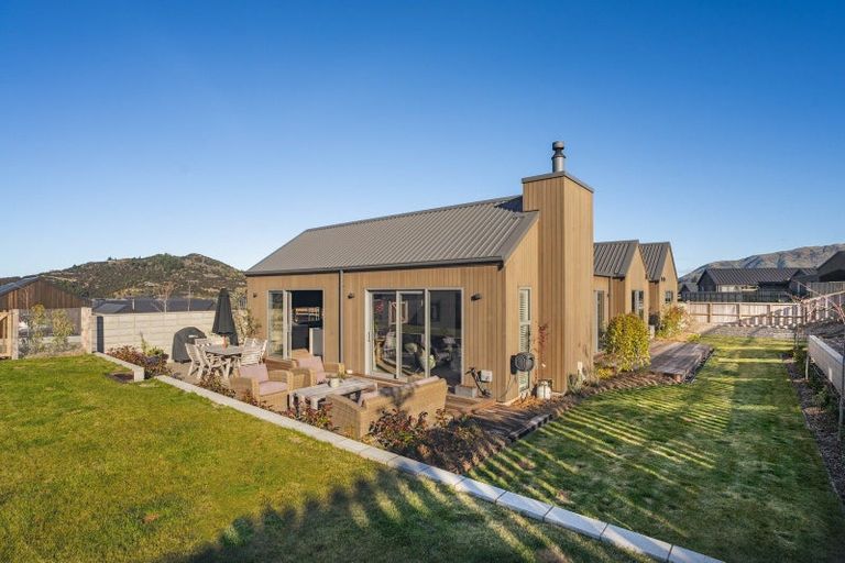 Photo of property in Northlake, 7 Kyeburn Street, Wanaka, 9305