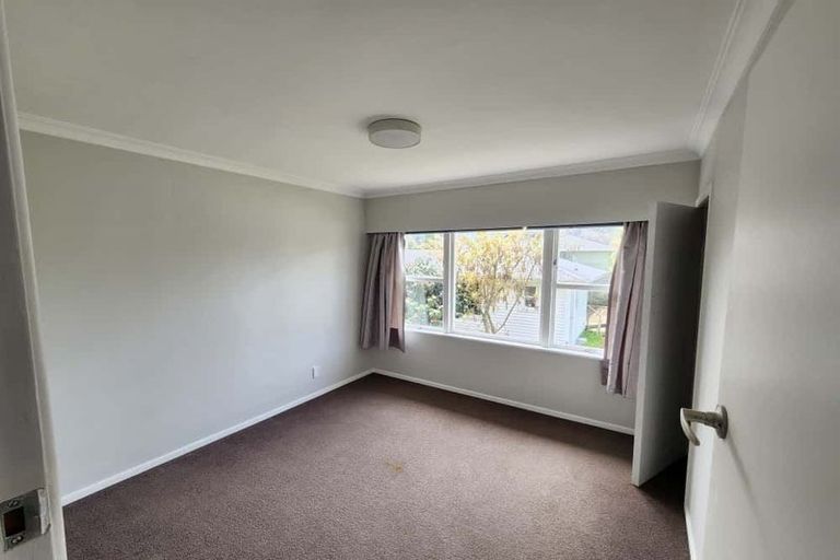 Photo of property in 6 Gray Avenue, Paraparaumu Beach, Paraparaumu, 5032