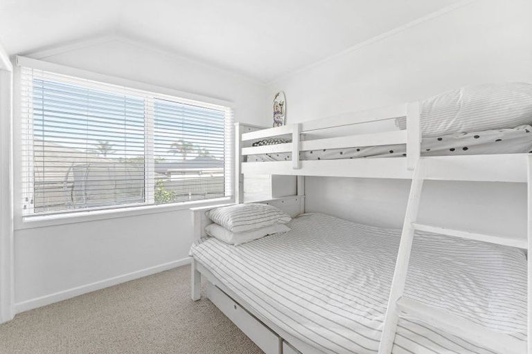 Photo of property in 1338 Papamoa Beach Road, Papamoa Beach, Papamoa, 3118