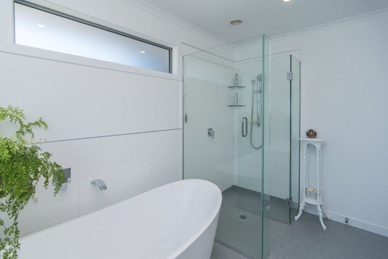 Photo of property in 14 Richard Pearse Drive, Temuka, 7920