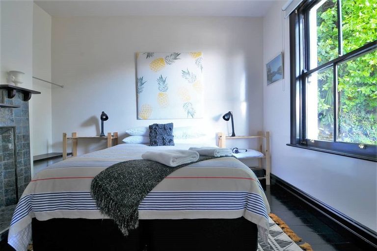 Photo of property in 21 Saint Mary Street, Thorndon, Wellington, 6011